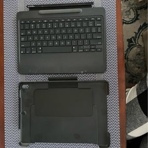Logitech Slim Combo Case with Detachable Backlit Bluetooth Keyboard